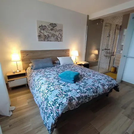 Chez Jeannine Privatunterkunft *